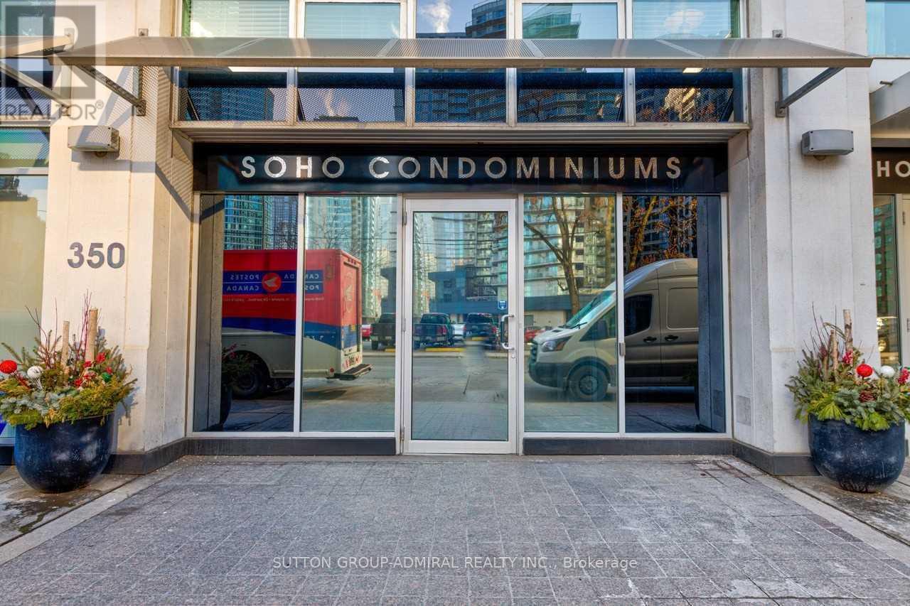 201 - 350 Wellington Street W, Toronto, Ontario  M5V 3W9 - Photo 2 - C12450850