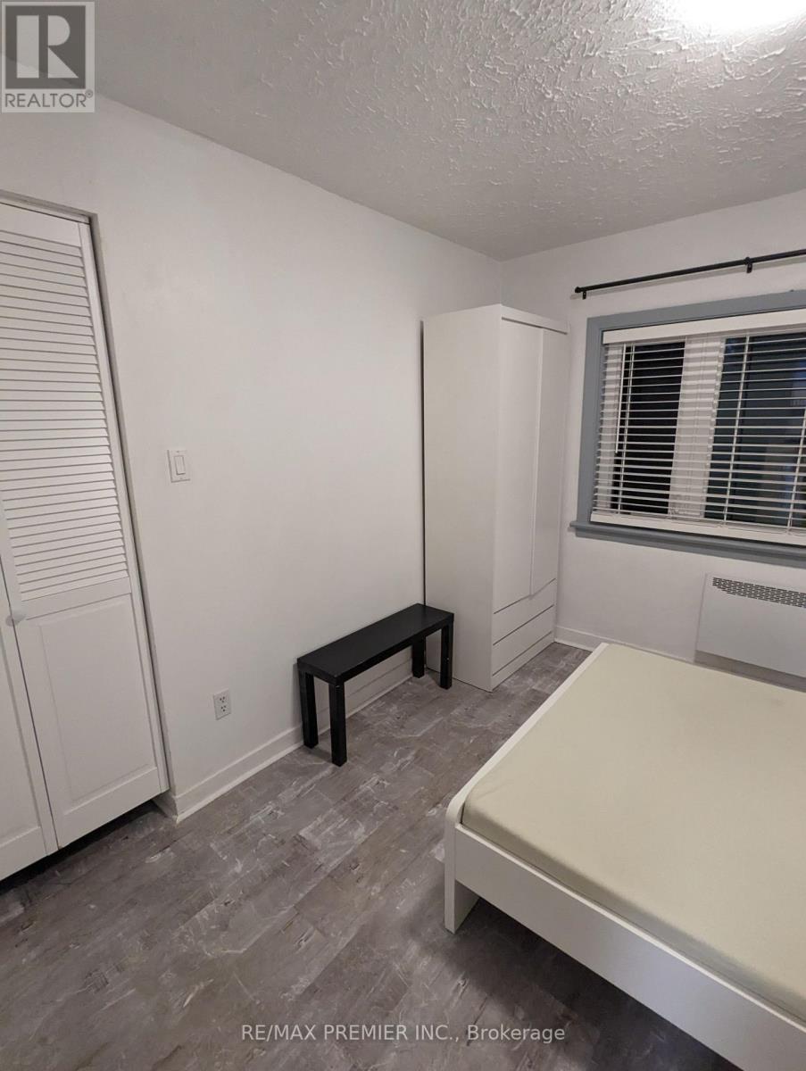 B - 1552 Avenue Road, Toronto, Ontario  M5M 3X5 - Photo 5 - C12450866