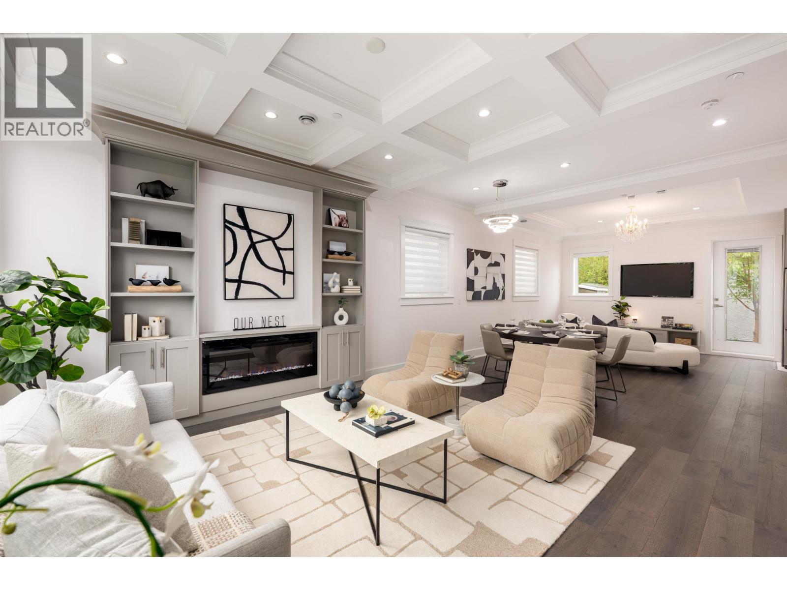 2768 E 25th Avenue, Vancouver, British Columbia  V5R 1H7 - Photo 2 - R3055935