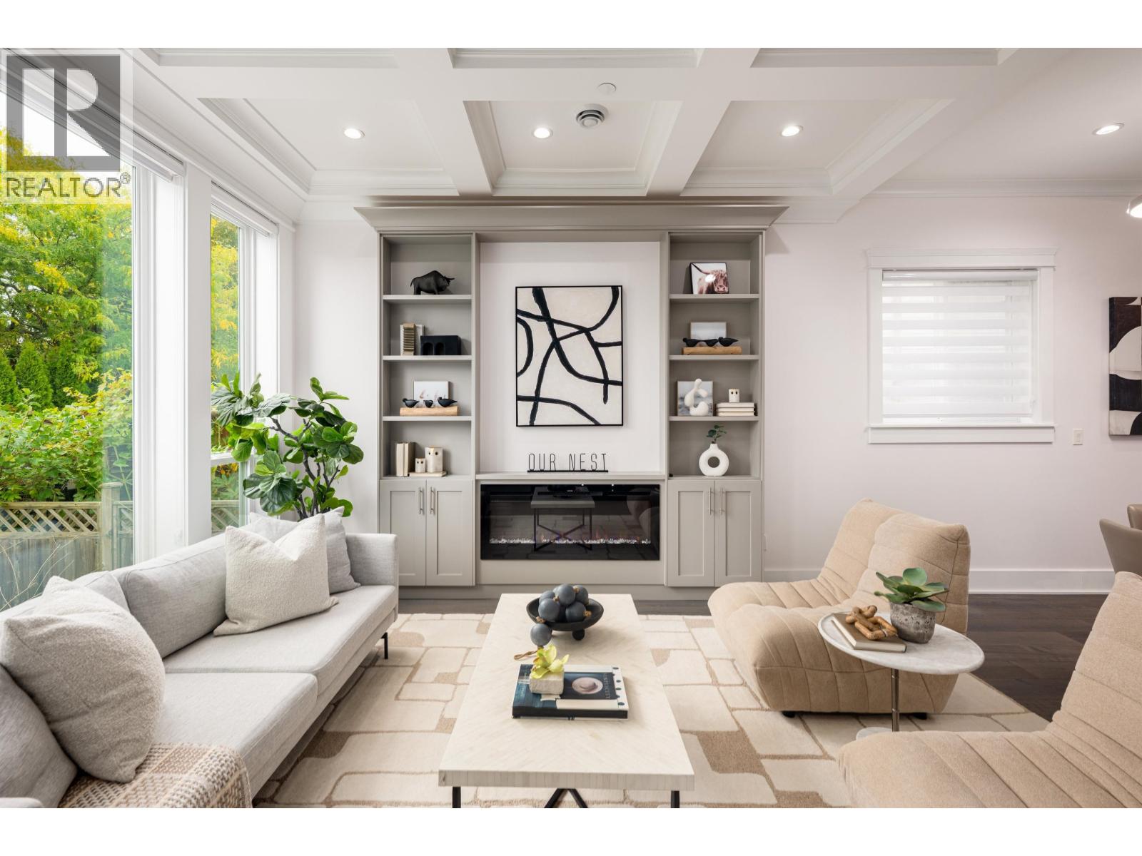 2768 E 25th Avenue, Vancouver, British Columbia  V5R 1H7 - Photo 3 - R3055935