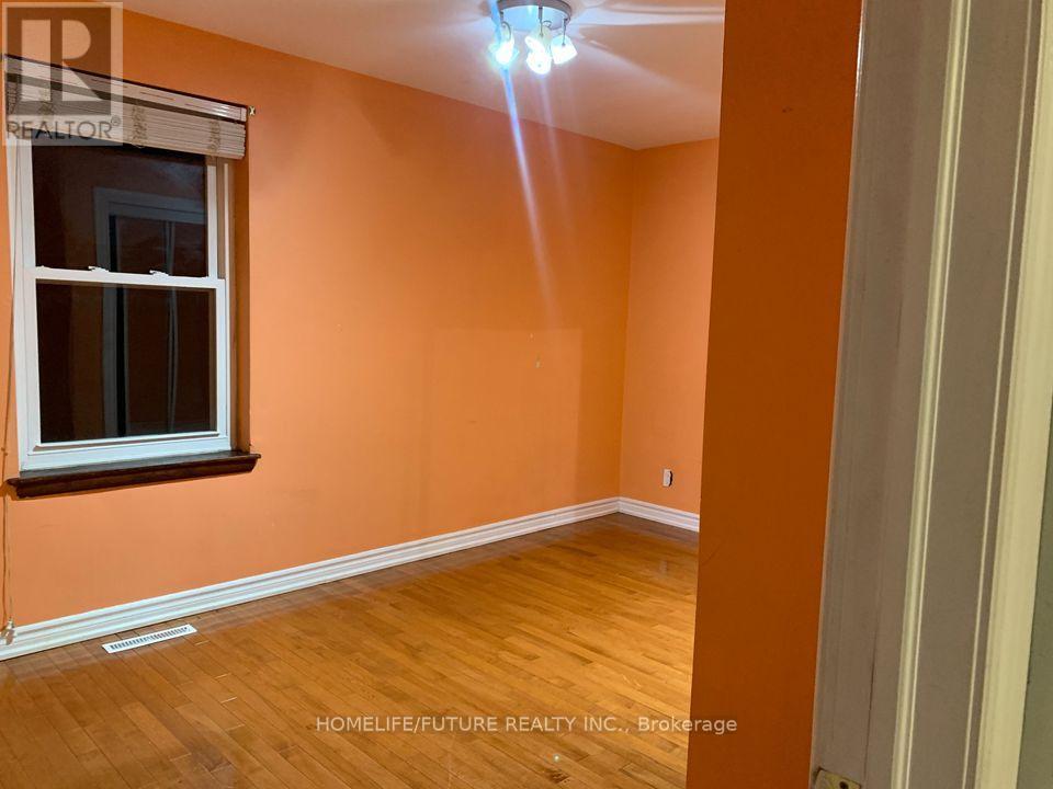 275 Tower Drive, Toronto, Ontario  M1R 3R3 - Photo 5 - E12450855