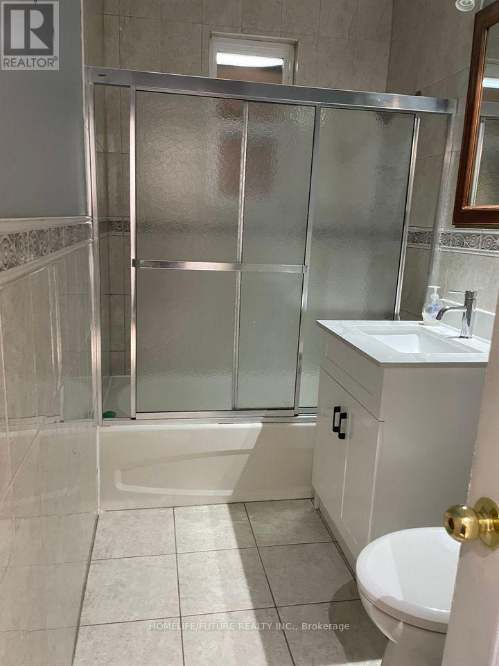 275 Tower Drive, Toronto, Ontario  M1R 3R3 - Photo 6 - E12450855
