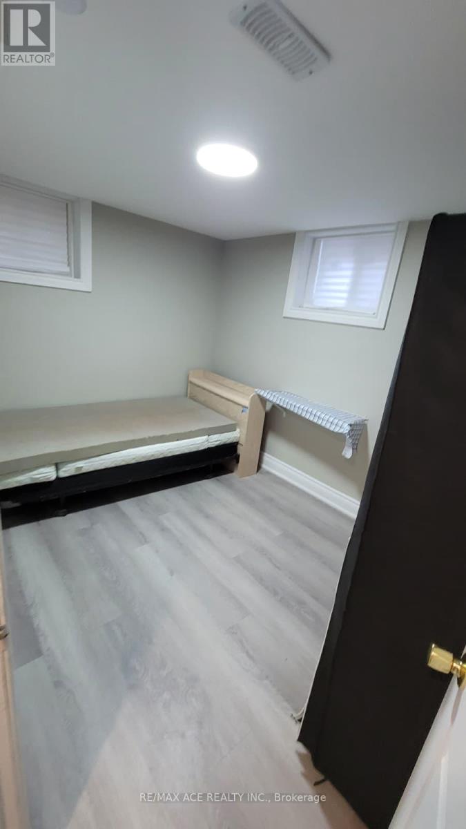 Bsmt - 518 Annapolis Avenue, Oshawa, Ontario  L1J 2Y7 - Photo 19 - E12450858