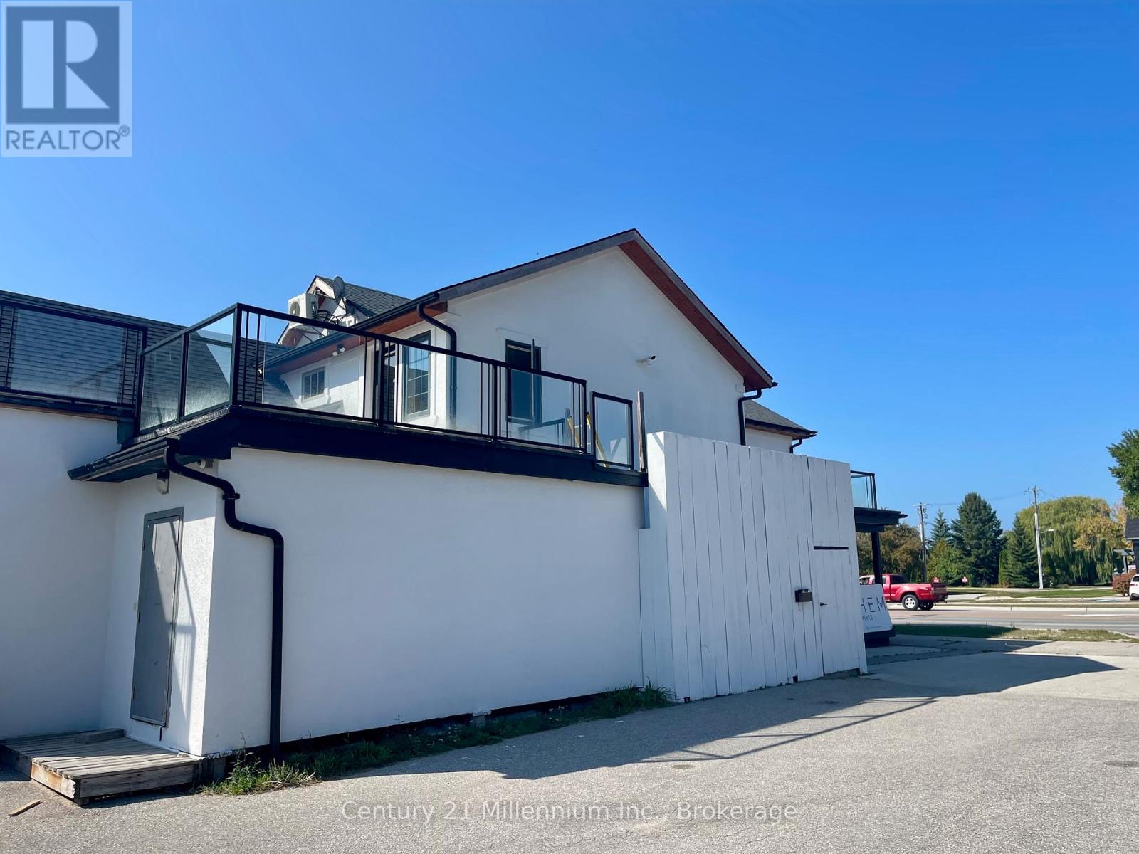 UPPER UNIT - 510 FIRST STREET, Collingwood, Ontario