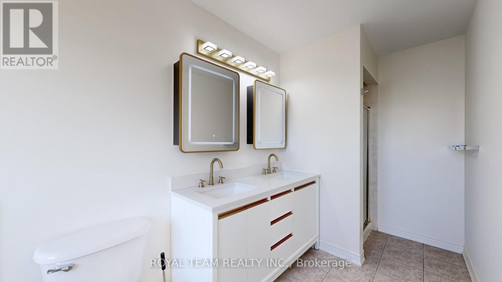 246 Lauderdale Drive, Vaughan, Ontario  L6A 0N4 - Photo 14 - N12450849