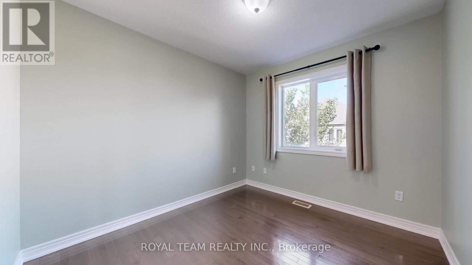 246 Lauderdale Drive, Vaughan, Ontario  L6A 0N4 - Photo 15 - N12450849