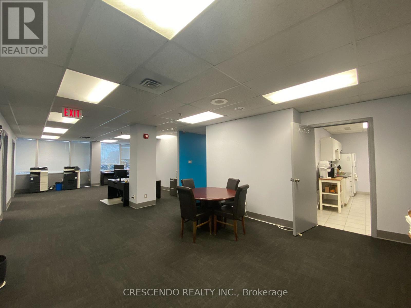 240 - 7050 Weston Road, Vaughan, Ontario  L4L 8G7 - Photo 16 - N12450859
