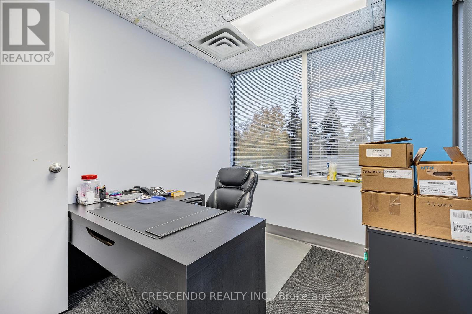 240 - 7050 Weston Road, Vaughan, Ontario  L4L 8G7 - Photo 29 - N12450859