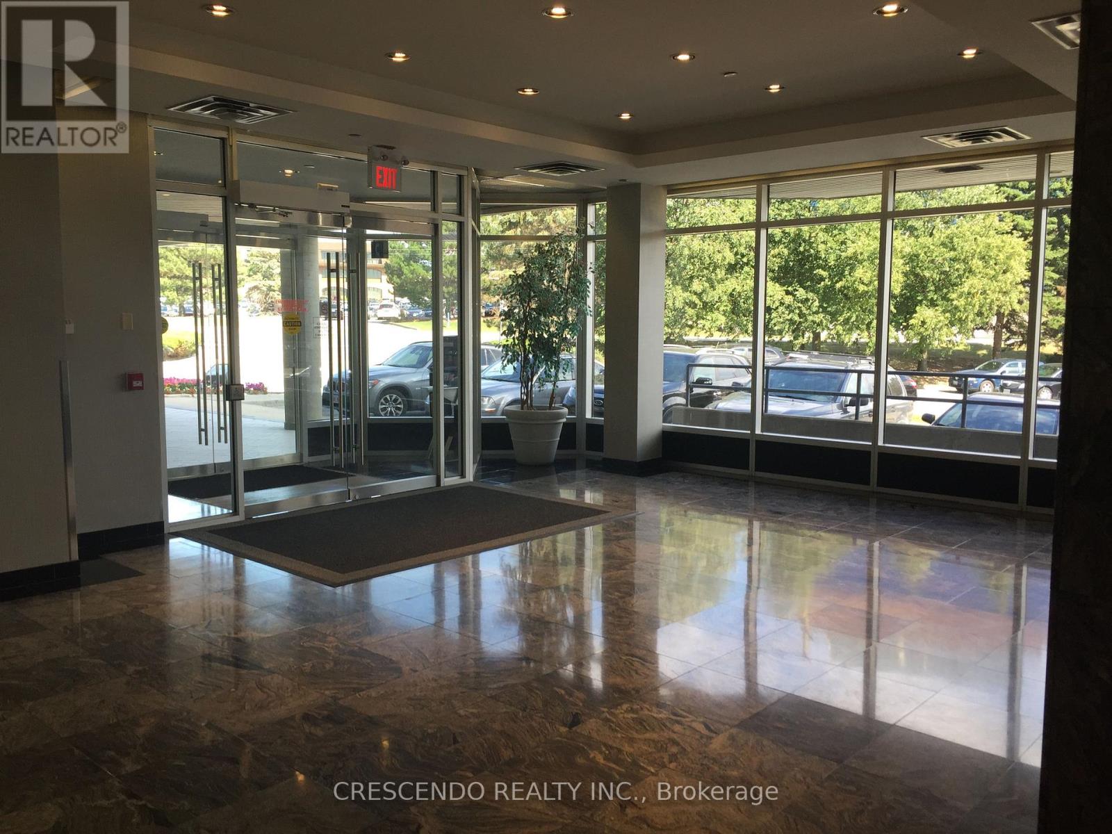 240 - 7050 Weston Road, Vaughan, Ontario  L4L 8G7 - Photo 3 - N12450859