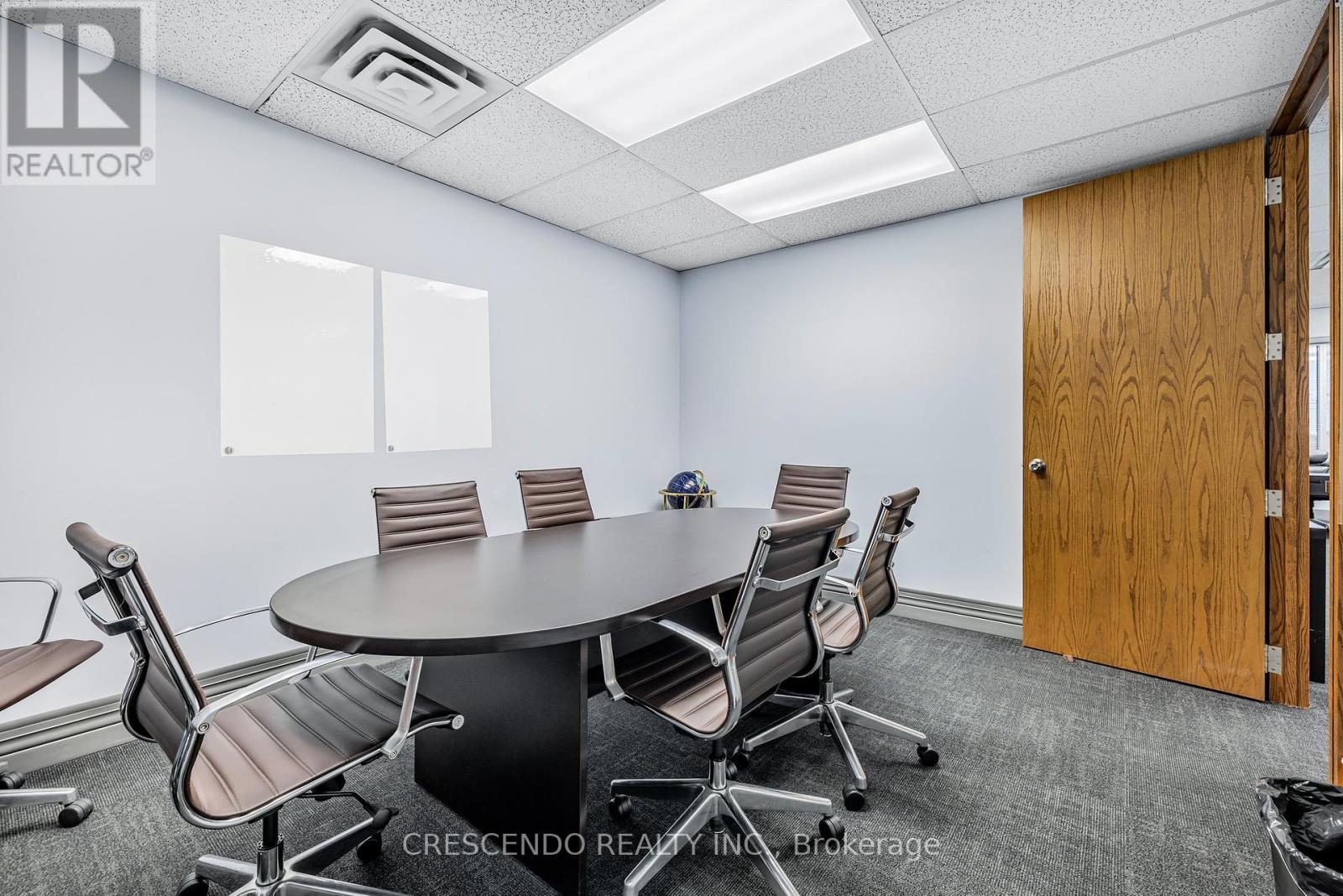 240 - 7050 Weston Road, Vaughan, Ontario  L4L 8G7 - Photo 31 - N12450859