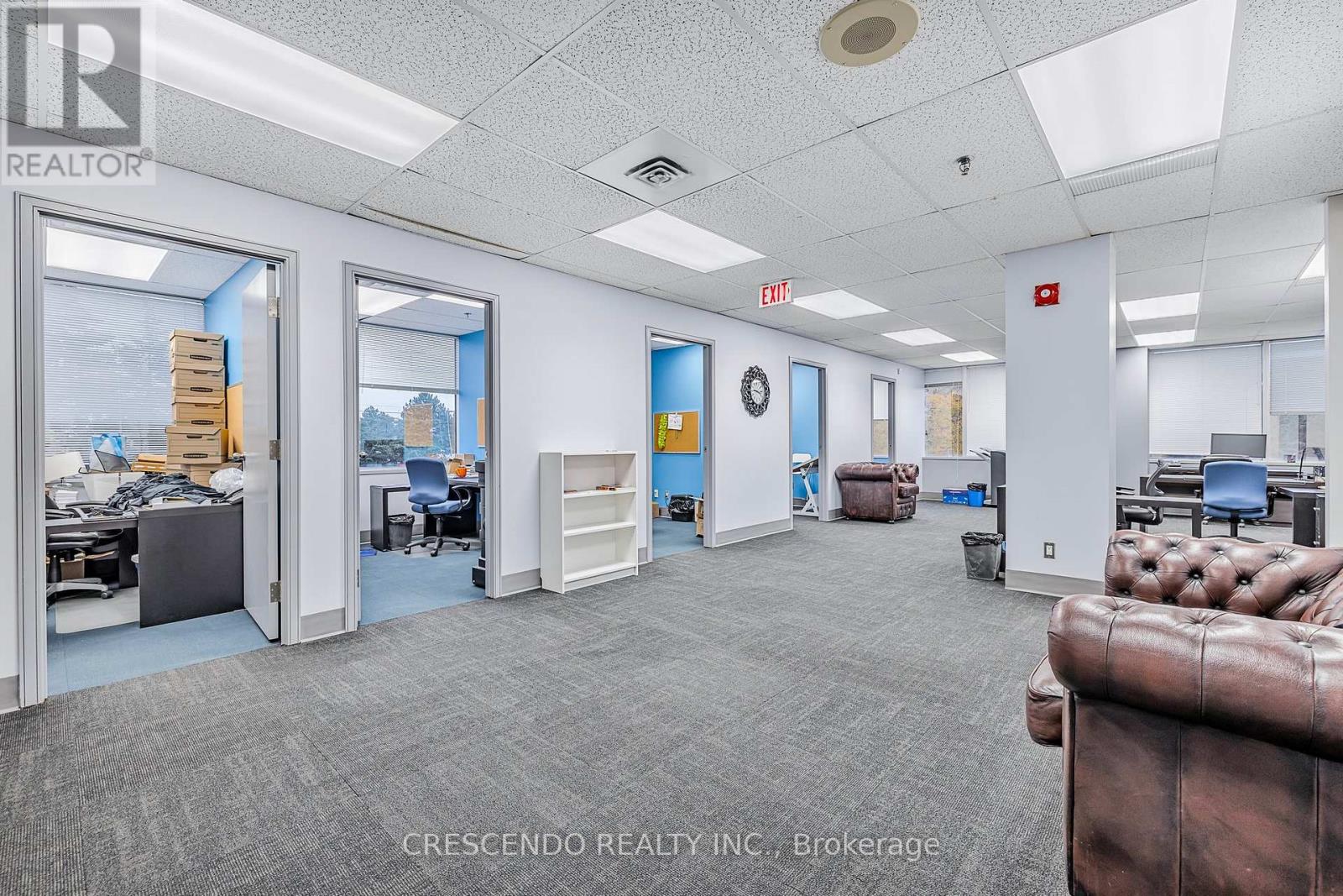 240 - 7050 Weston Road, Vaughan, Ontario  L4L 8G7 - Photo 40 - N12450859