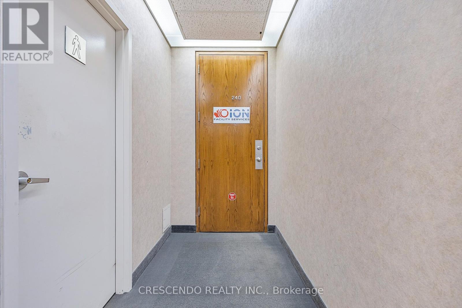 240 - 7050 Weston Road, Vaughan, Ontario  L4L 8G7 - Photo 6 - N12450859