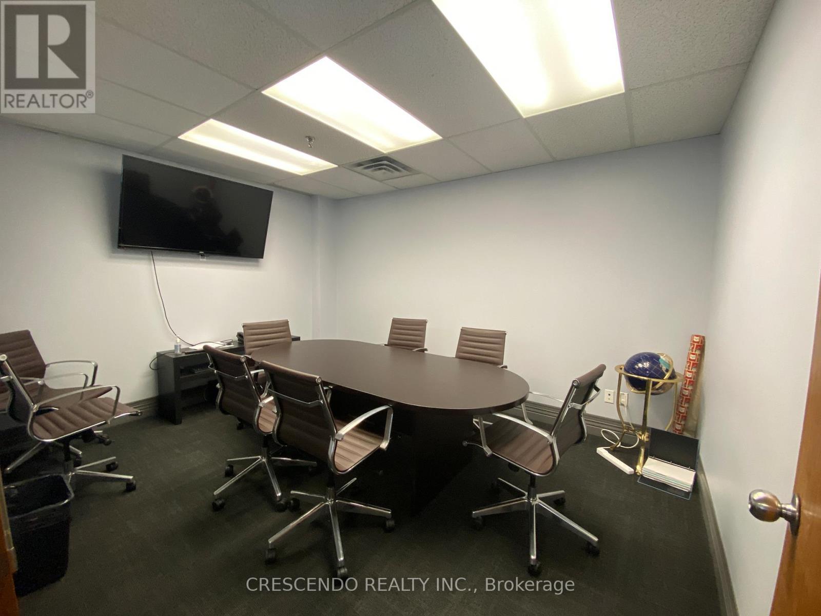 240 - 7050 Weston Road, Vaughan, Ontario  L4L 8G7 - Photo 7 - N12450859