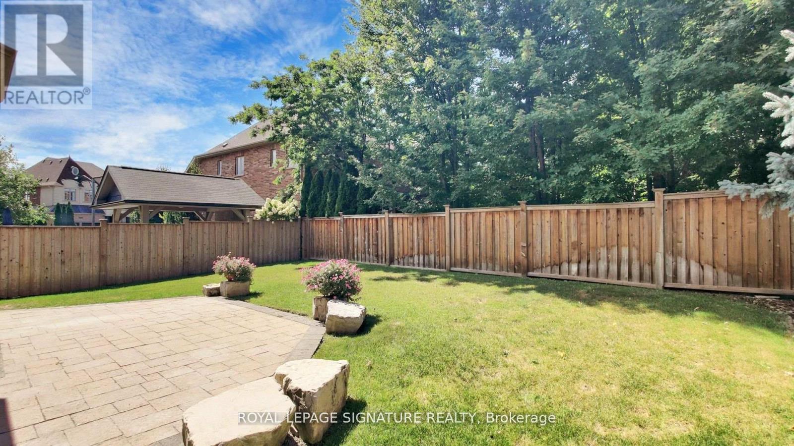 2238 Lyndhurst Drive, Oakville (Jc Joshua Creek), Ontario  L6H 7V4 - Photo 19 - W12450862