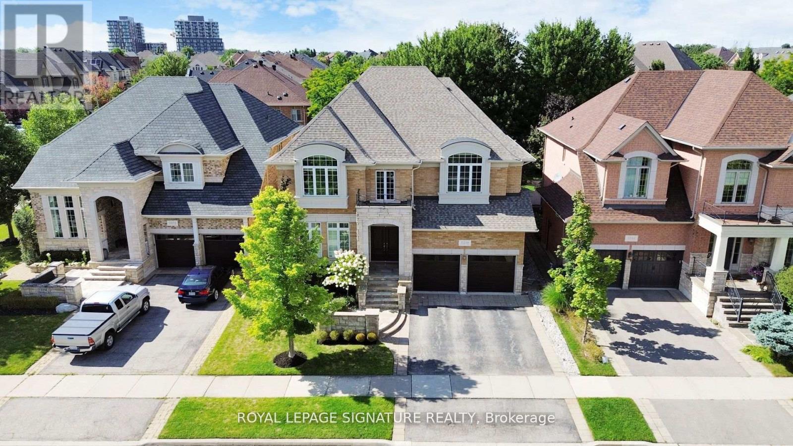 2238 Lyndhurst Drive, Oakville (Jc Joshua Creek), Ontario  L6H 7V4 - Photo 29 - W12450862