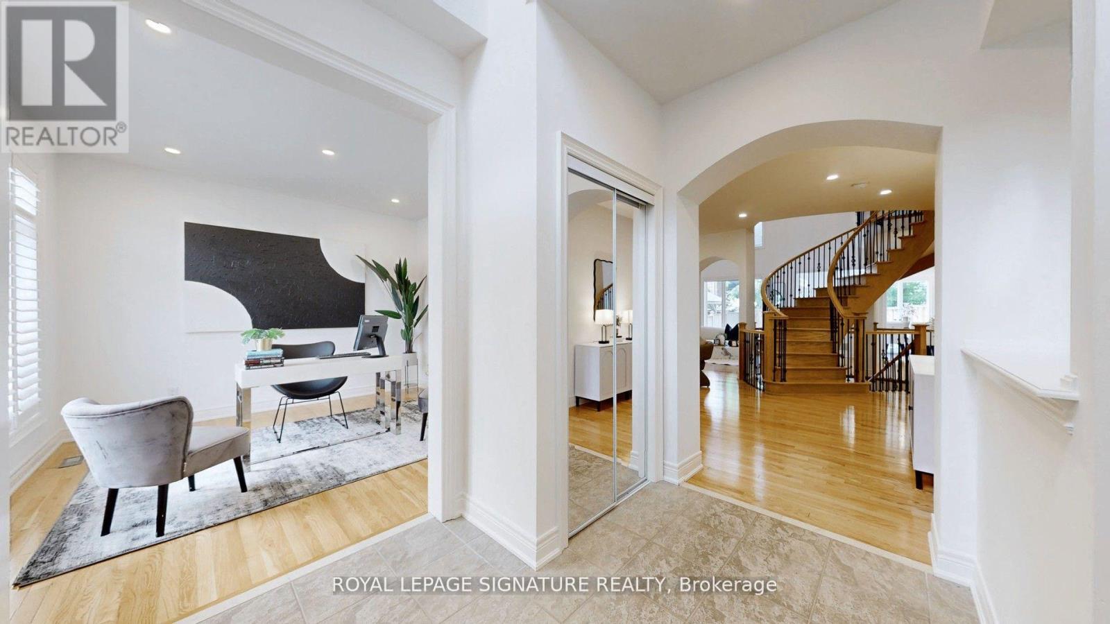 2238 Lyndhurst Drive, Oakville (Jc Joshua Creek), Ontario  L6H 7V4 - Photo 40 - W12450862