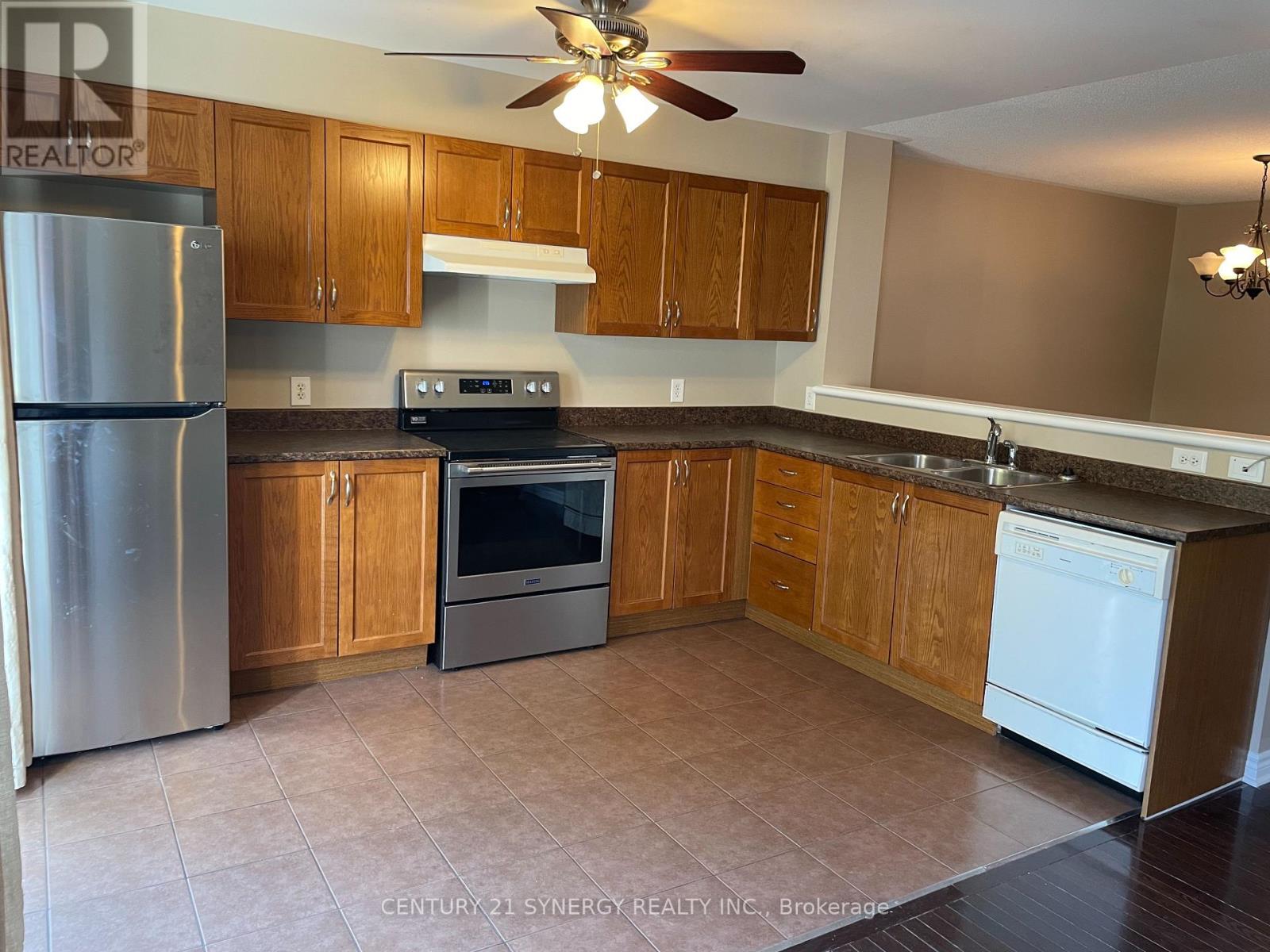 280 Par-La-Ville Circle, Ottawa, Ontario  K2S 0M4 - Photo 10 - X12450875