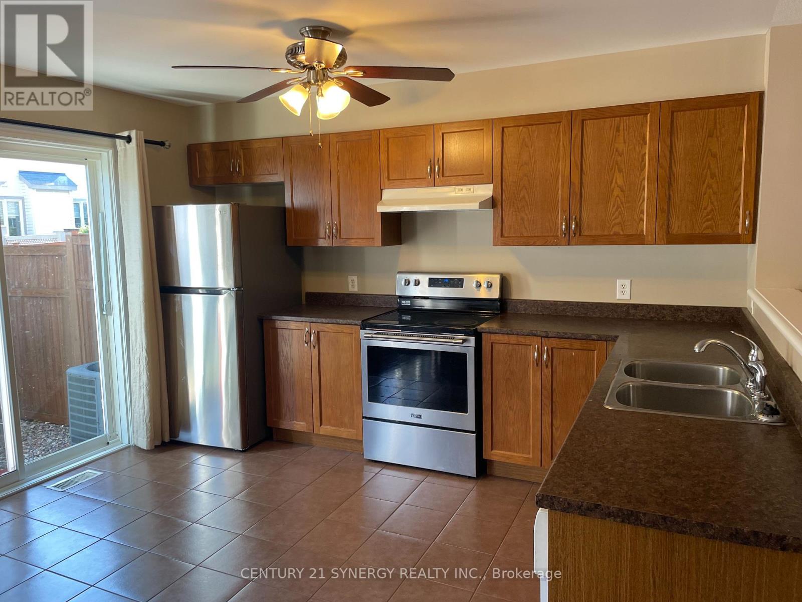 280 Par-La-Ville Circle, Ottawa, Ontario  K2S 0M4 - Photo 9 - X12450875