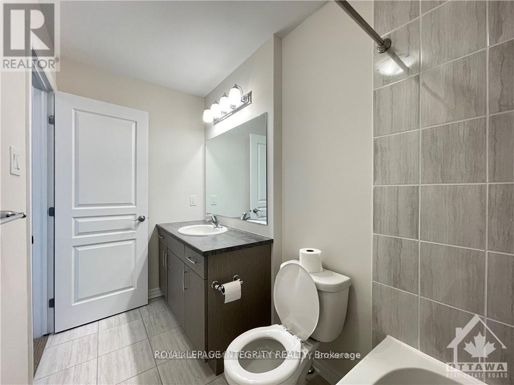 269 Tim Sheehan Place, Ottawa, Ontario  K2V 0N1 - Photo 19 - X12450895