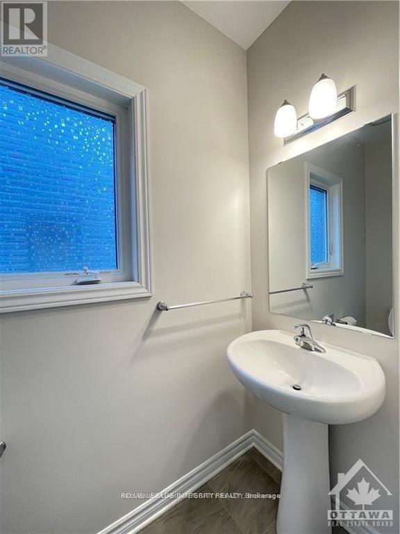269 Tim Sheehan Place, Ottawa, Ontario  K2V 0N1 - Photo 3 - X12450895