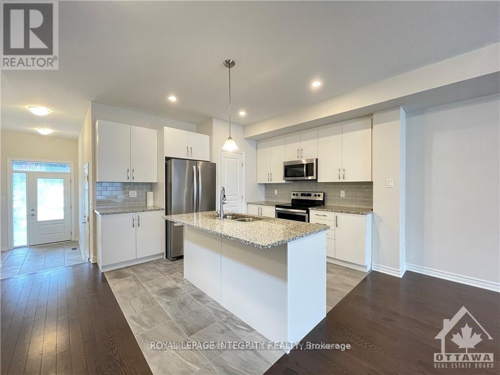 269 Tim Sheehan Place, Ottawa, Ontario  K2V 0N1 - Photo 4 - X12450895