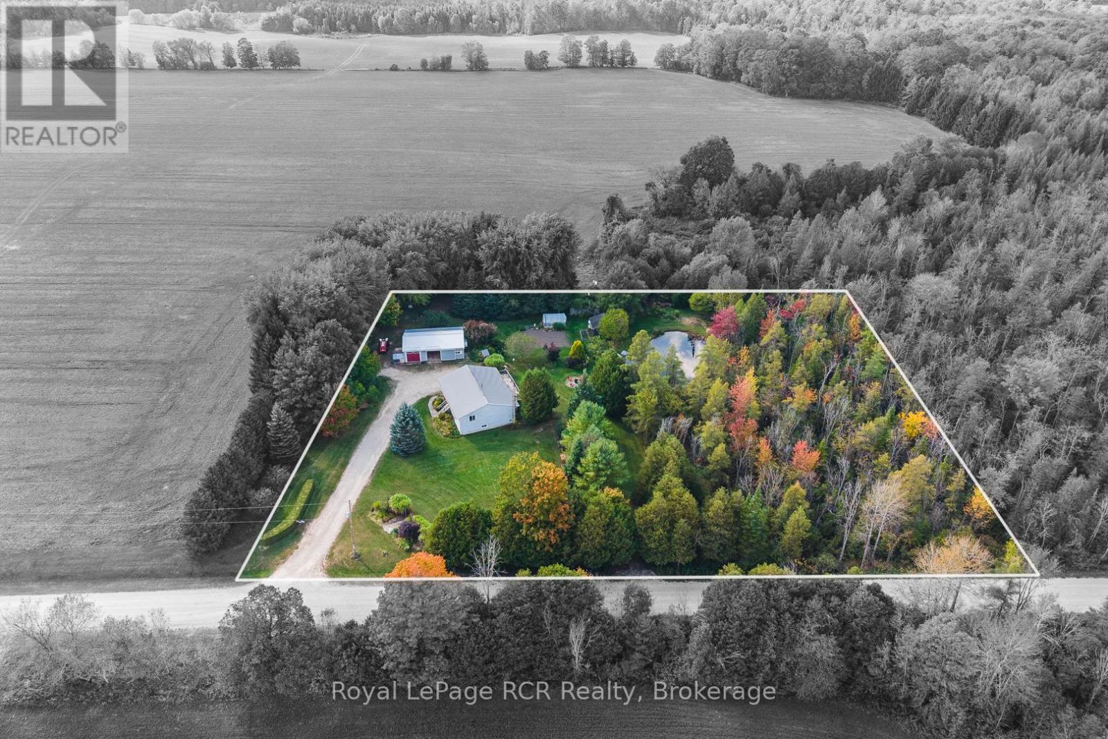 74074 10 Side Road, West Grey, Ontario  N0G 1S0 - Photo 2 - X12450900
