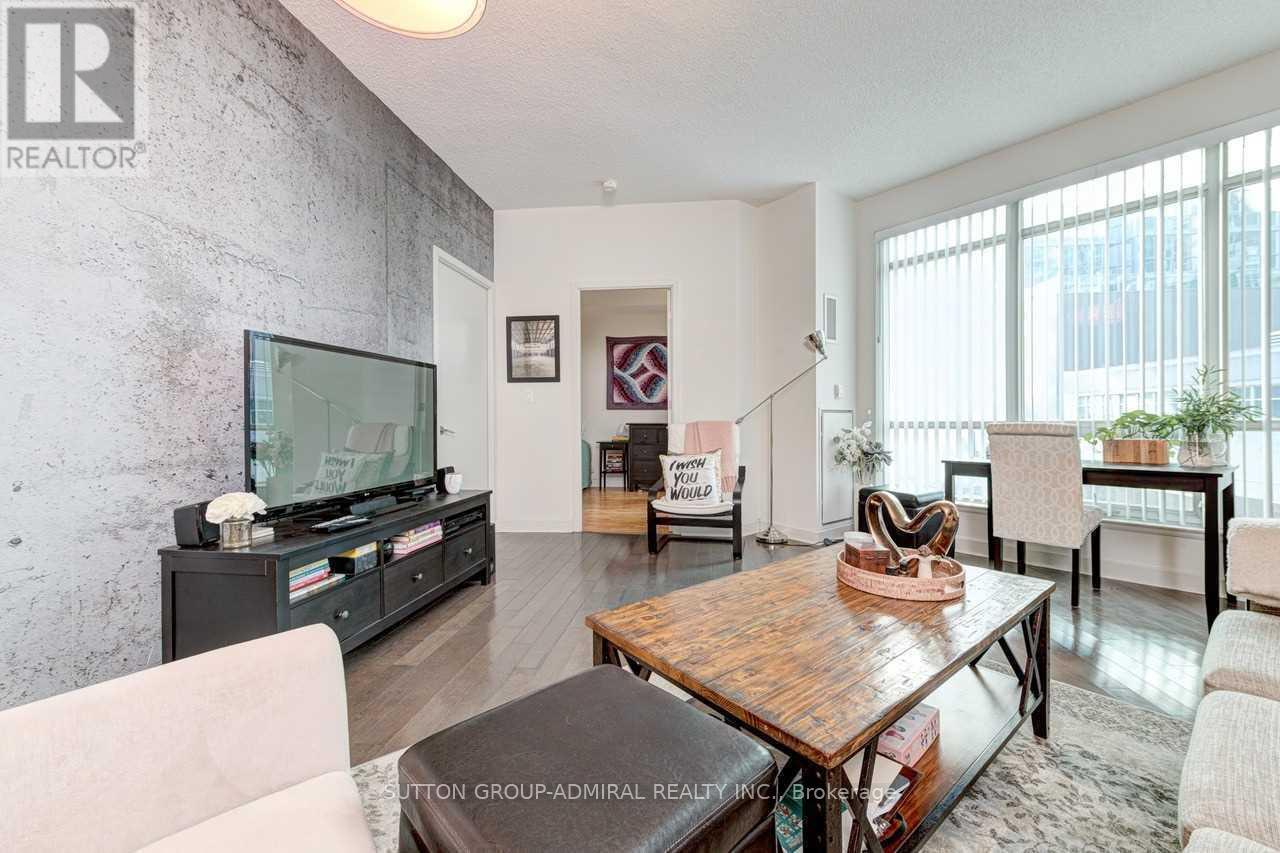 201 - 350 Wellington Street W, Toronto, Ontario  M5V 3W9 - Photo 15 - C12450850