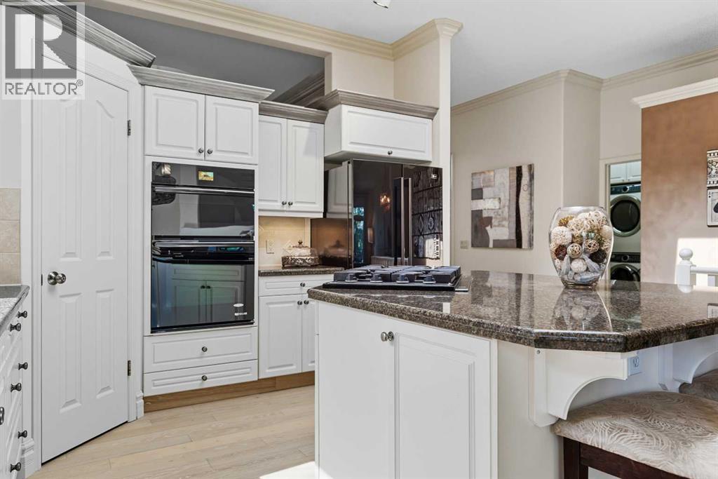 60 Woodpark Close Sw, Calgary, Alberta  T2W 6G9 - Photo 8 - A2256676