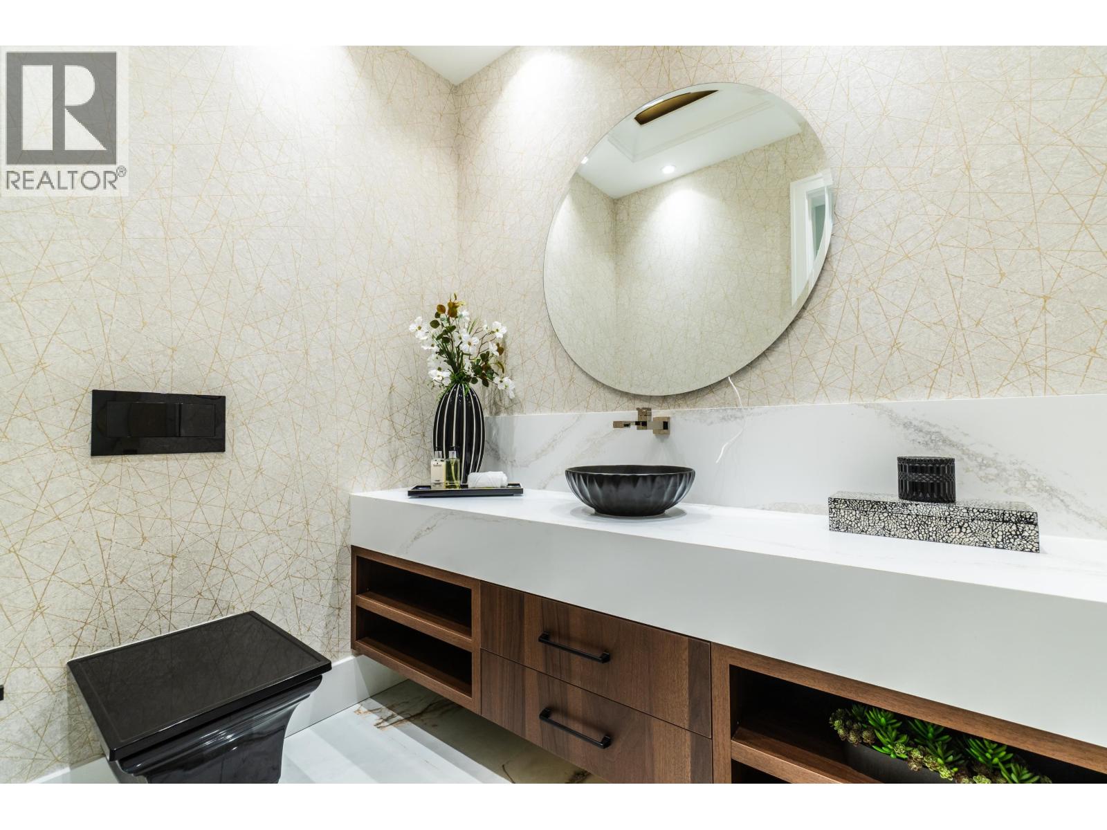 9531 Kirkmond Crescent, Richmond, British Columbia  V7E 1M7 - Photo 19 - R3056359
