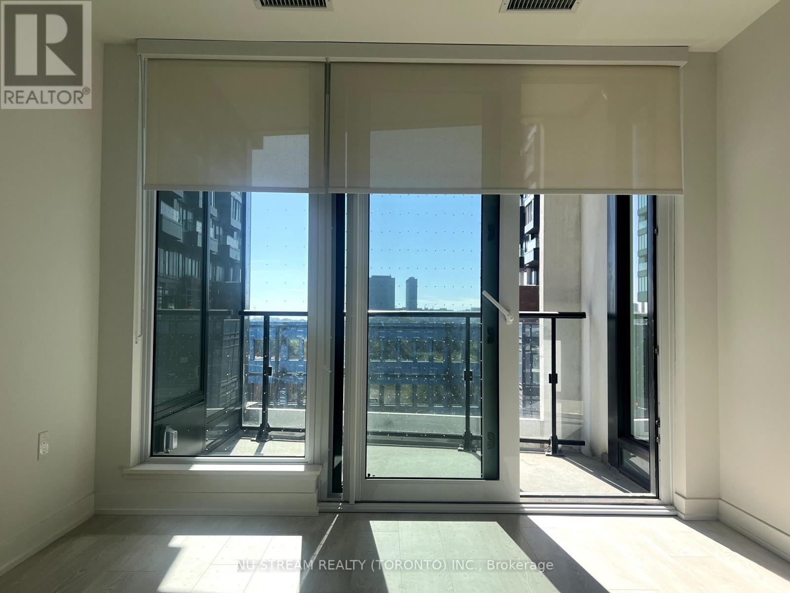 428 - 1 Kyle Lowry Road, Toronto, Ontario  M3C 0S6 - Photo 3 - C12450871