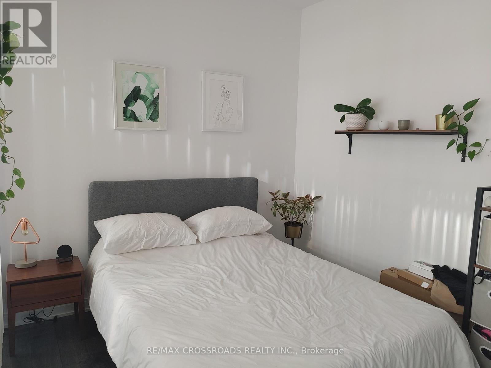 3009 - 42 Charles Street E, Toronto, Ontario  M4Y 1N3 - Photo 6 - C12450890