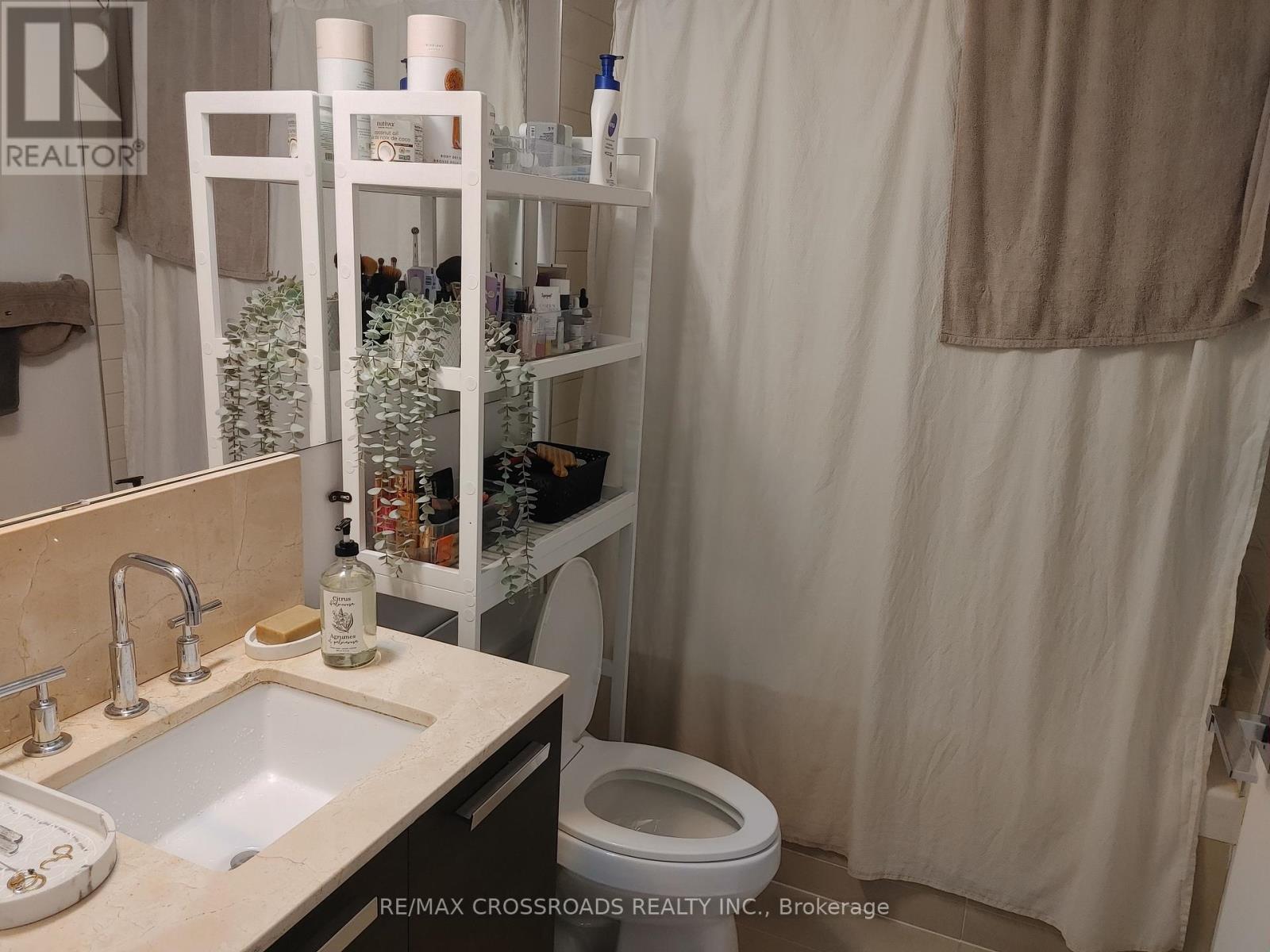 3009 - 42 Charles Street E, Toronto, Ontario  M4Y 1N3 - Photo 7 - C12450890
