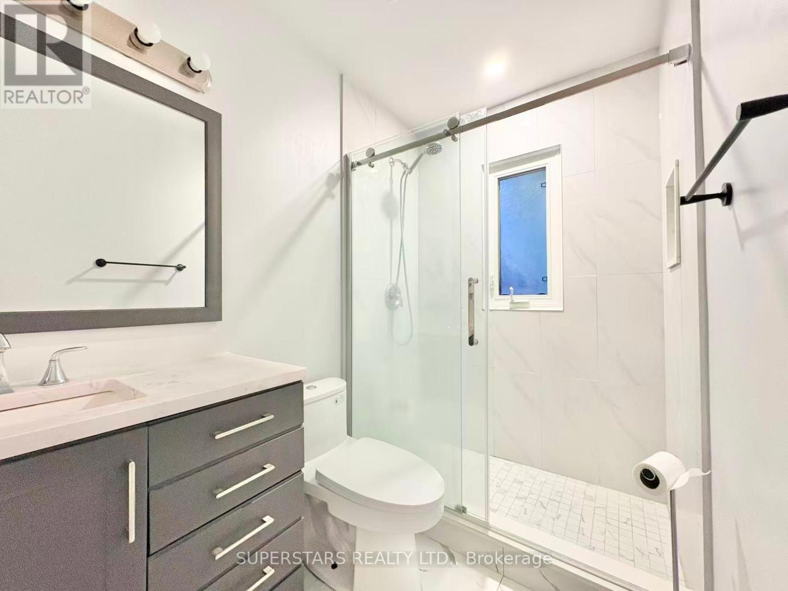 114 Upper Canada Drive, Toronto, Ontario  M2P 1S4 - Photo 10 - C12450894