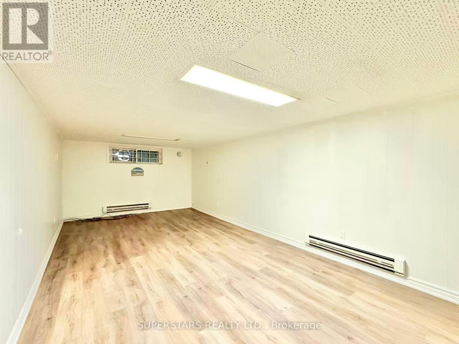 114 Upper Canada Drive, Toronto, Ontario  M2P 1S4 - Photo 12 - C12450894