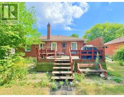 114 UPPER CANADA DRIVE, Toronto, Ontario