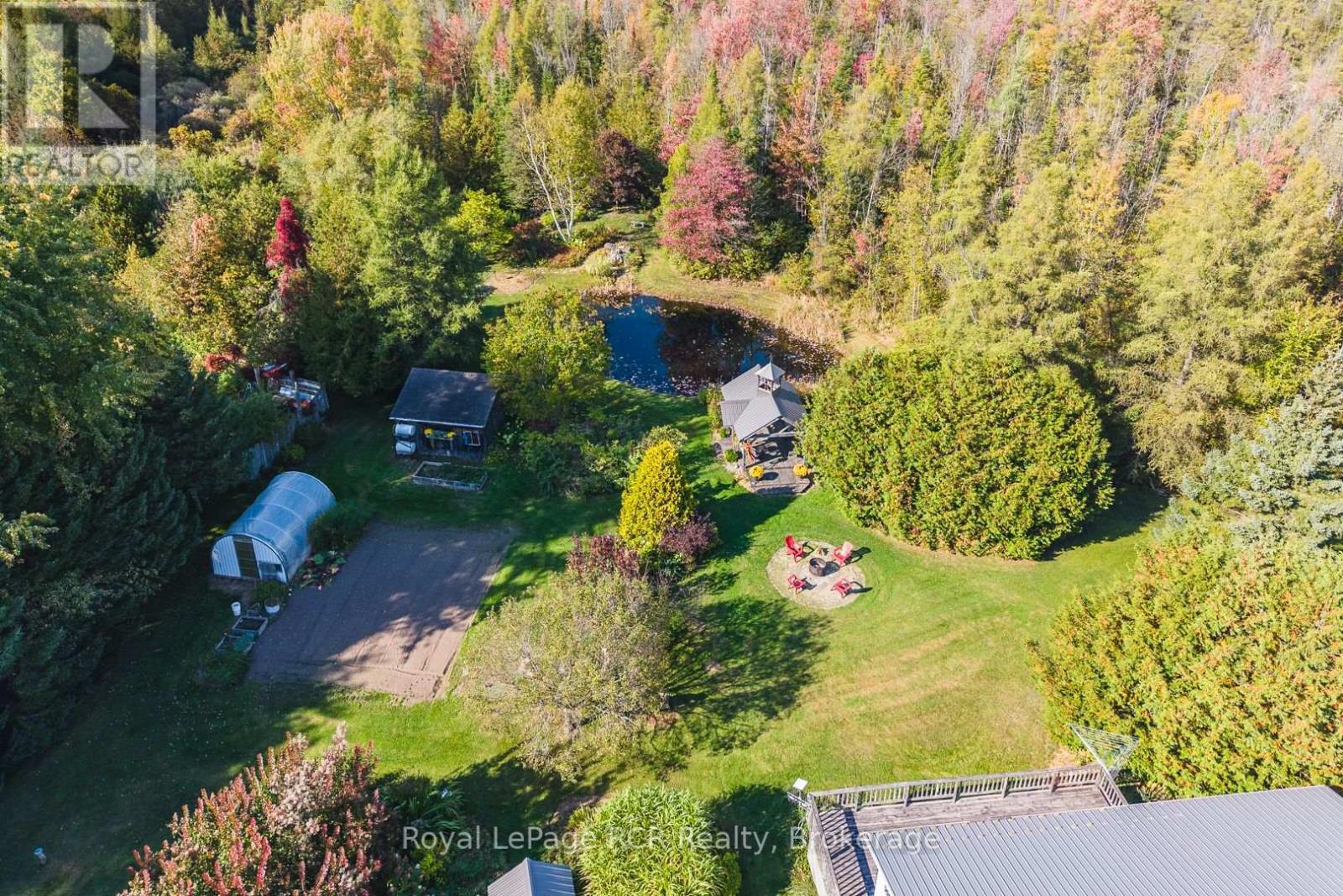74074 10 Side Road, West Grey, Ontario  N0G 1S0 - Photo 36 - X12450900