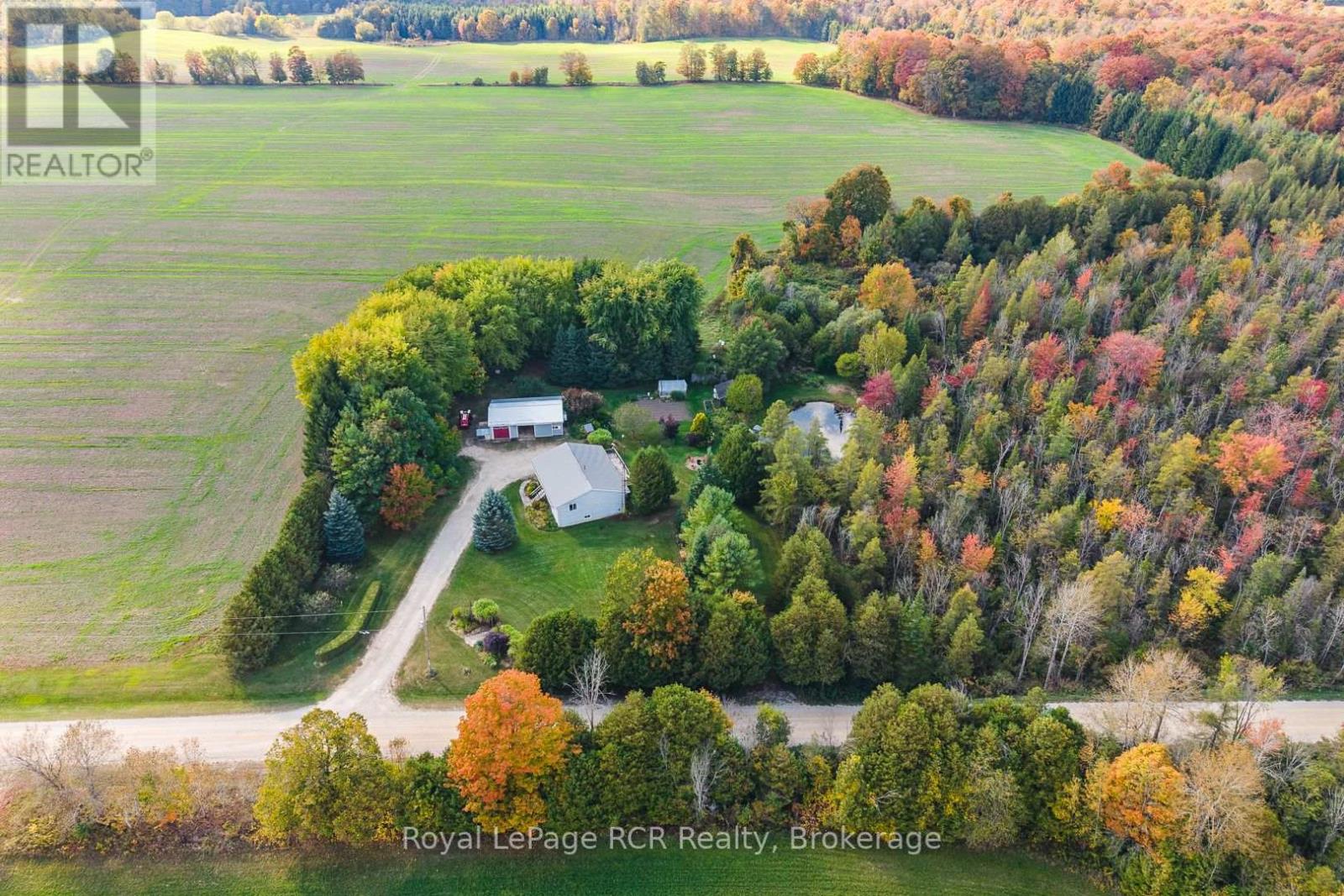 74074 10 Side Road, West Grey, Ontario  N0G 1S0 - Photo 5 - X12450900