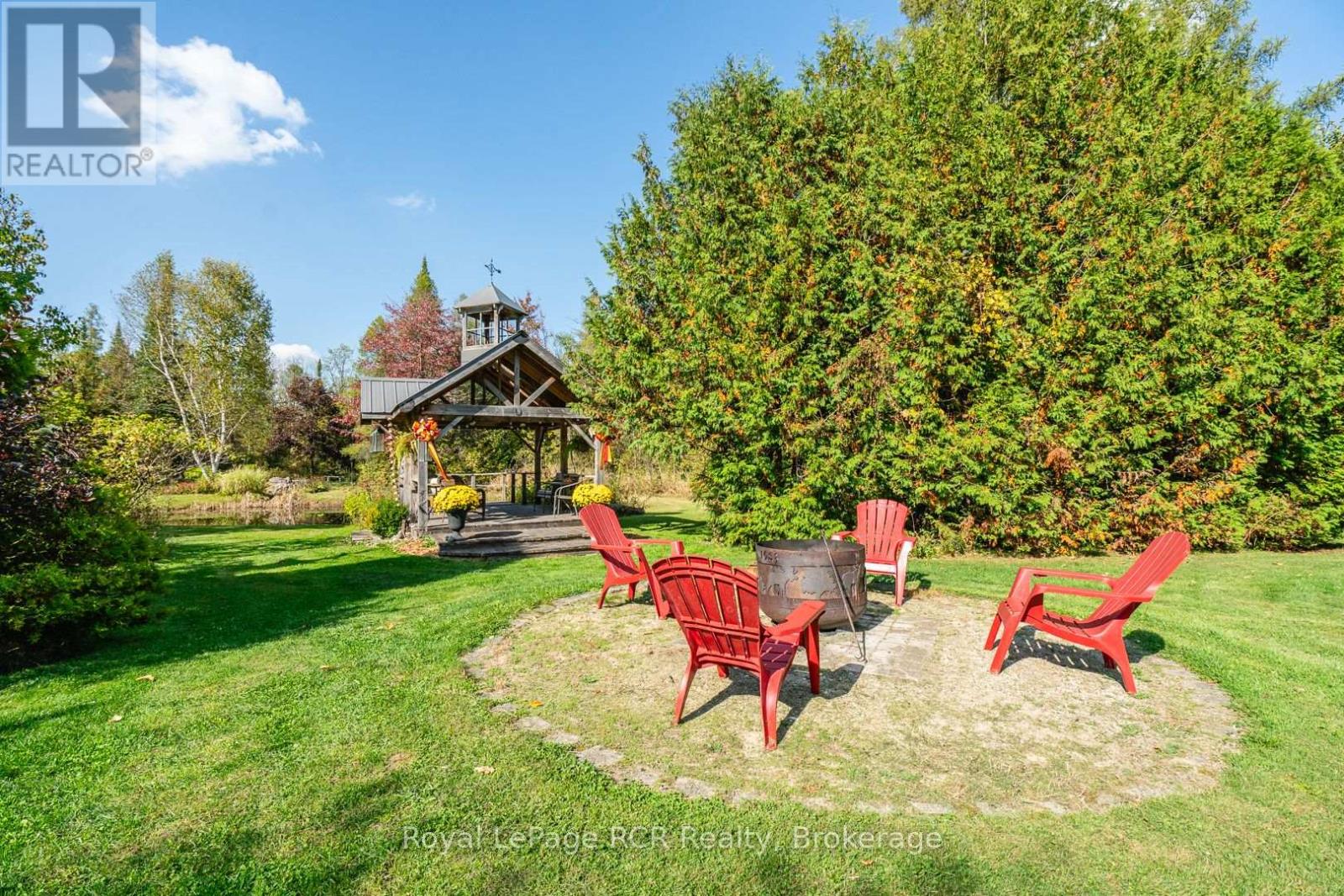 74074 10 Side Road, West Grey, Ontario  N0G 1S0 - Photo 8 - X12450900