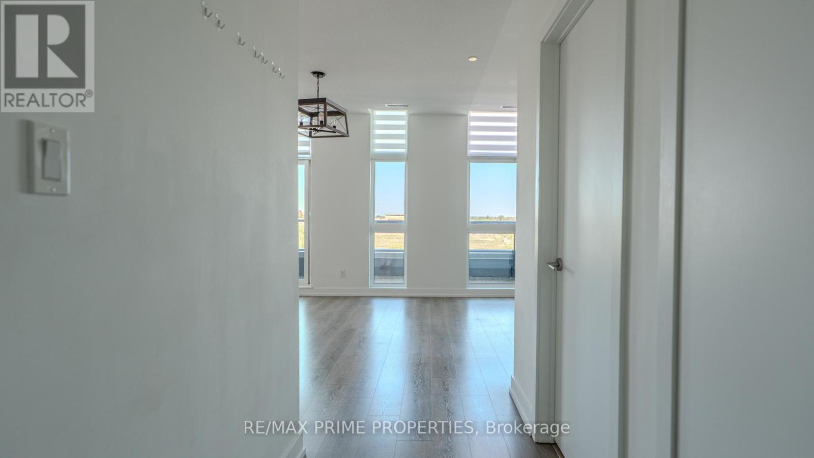 501 - 1709 Bur Oak Avenue, Markham, Ontario  L6E 0V7 - Photo 5 - N12450870
