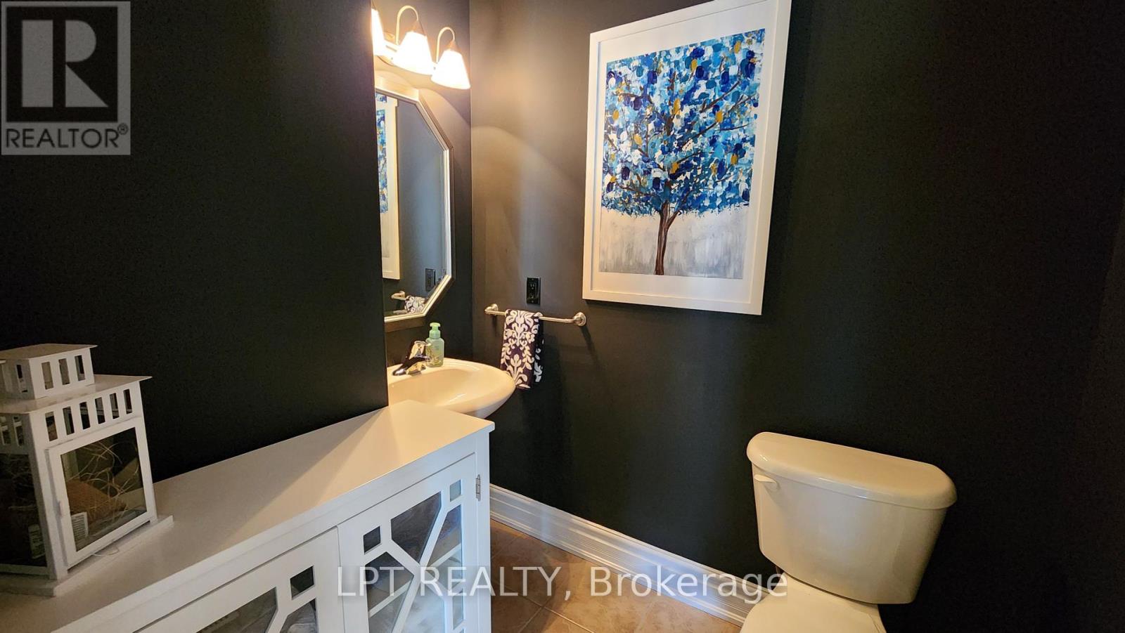 18 Eder Trail, Springwater, Ontario  L0L 1Y3 - Photo 13 - S12450876