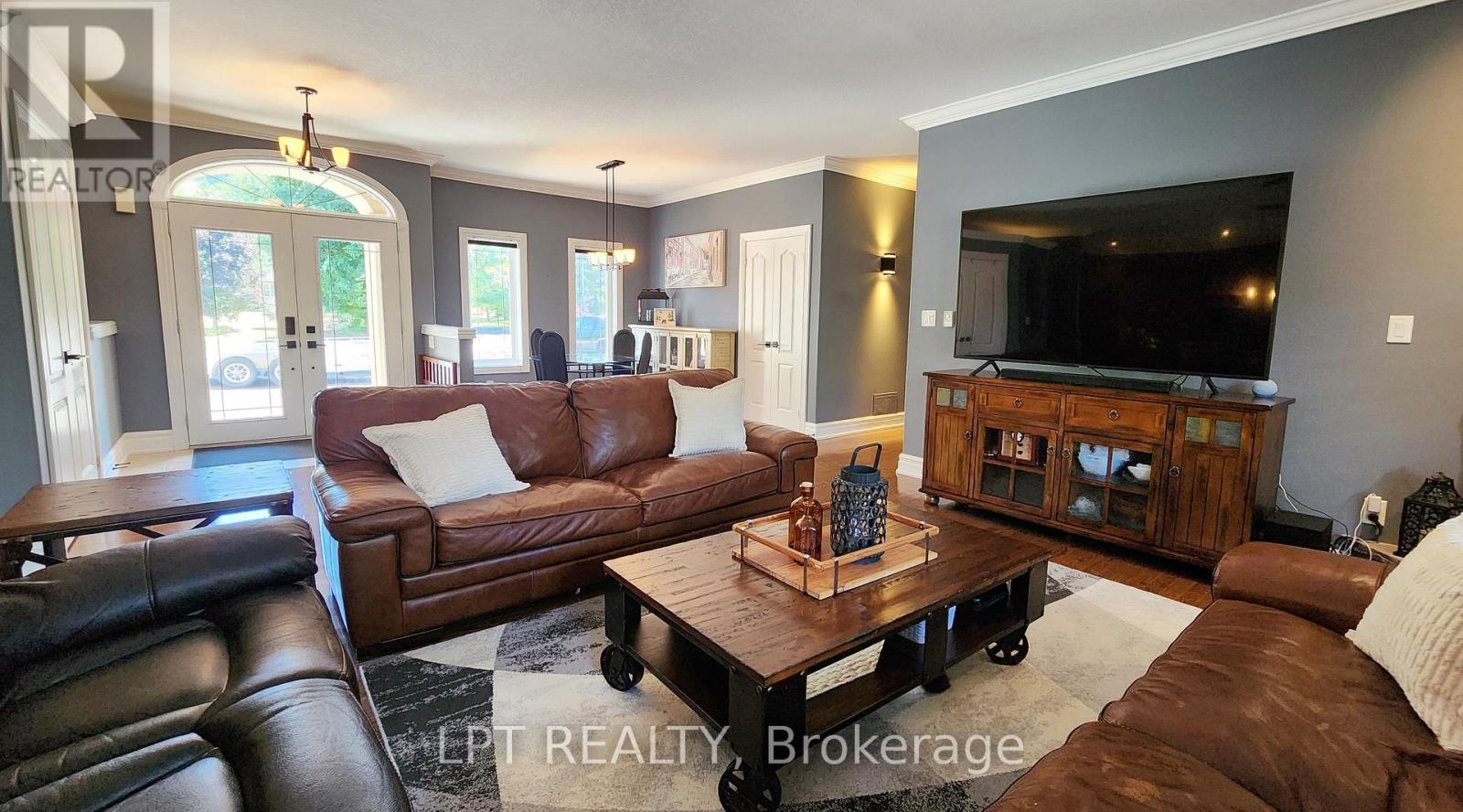 18 Eder Trail, Springwater, Ontario  L0L 1Y3 - Photo 6 - S12450876