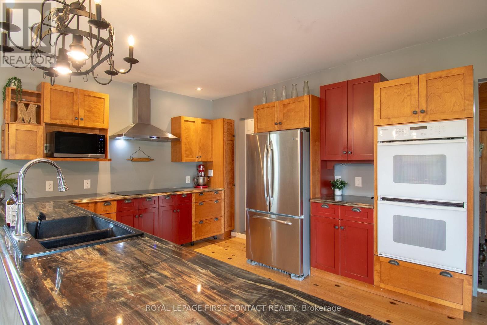 1293 Rainbow Valley Road E, Springwater, Ontario  L0L 2K0 - Photo 11 - S12450879