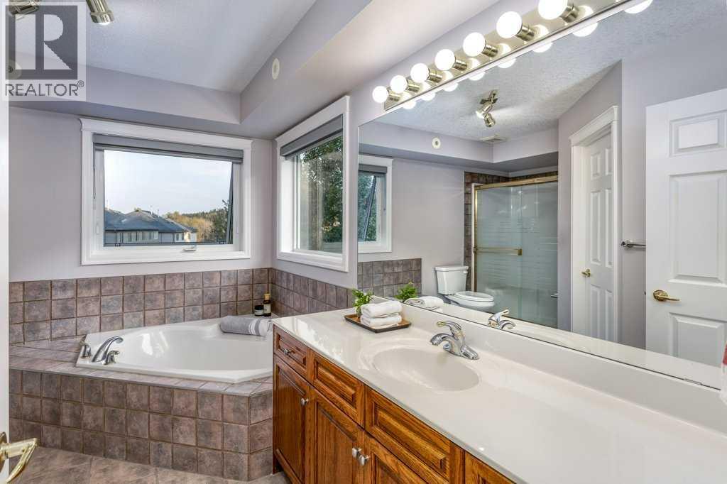 3r, 147 Crawford Drive, Cochrane, Alberta  T4C 2G7 - Photo 19 - A2257685