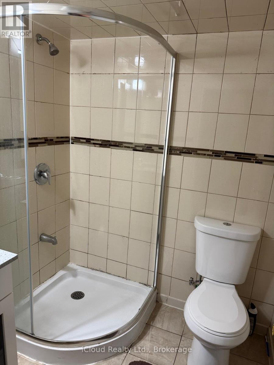 Bsmt - 61 Templehill Road, Brampton, Ontario  L6R 3S4 - Photo 10 - W12450888