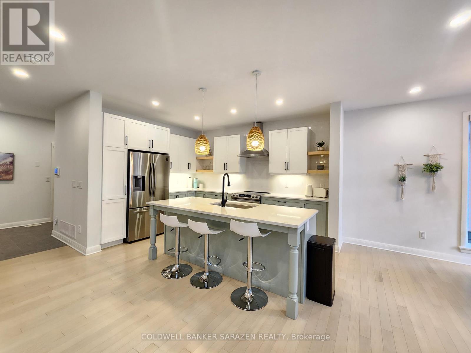 22 Stanhope Court, Ottawa, Ontario  K2C 3H1 - Photo 8 - X12450910