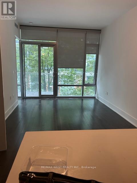 310 - 39 Queens Quay E, Toronto, Ontario  M5E 0A5 - Photo 5 - C12448378