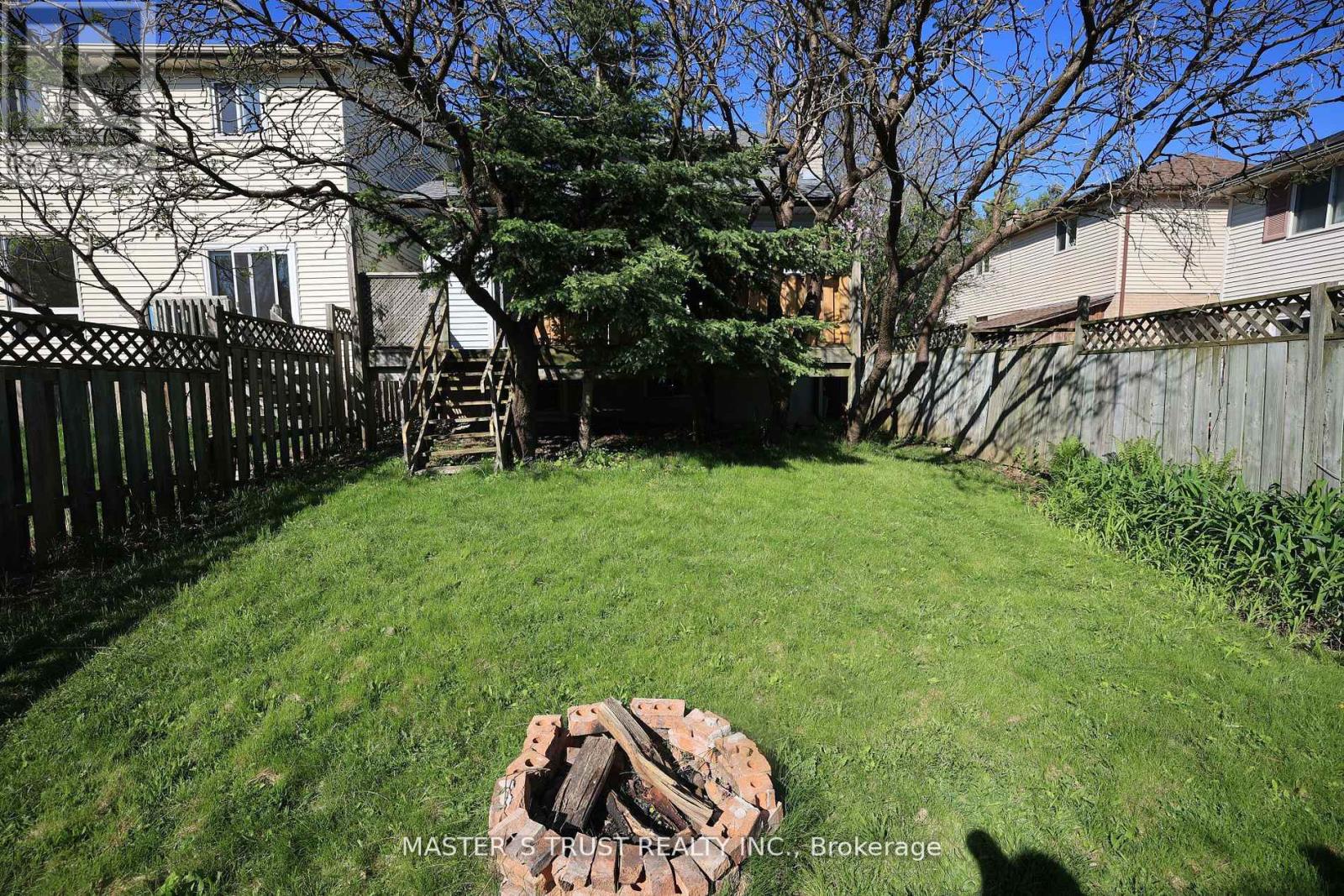 559 Edinburgh Road S, Guelph, Ontario  N1G 4E7 - Photo 23 - X12450877