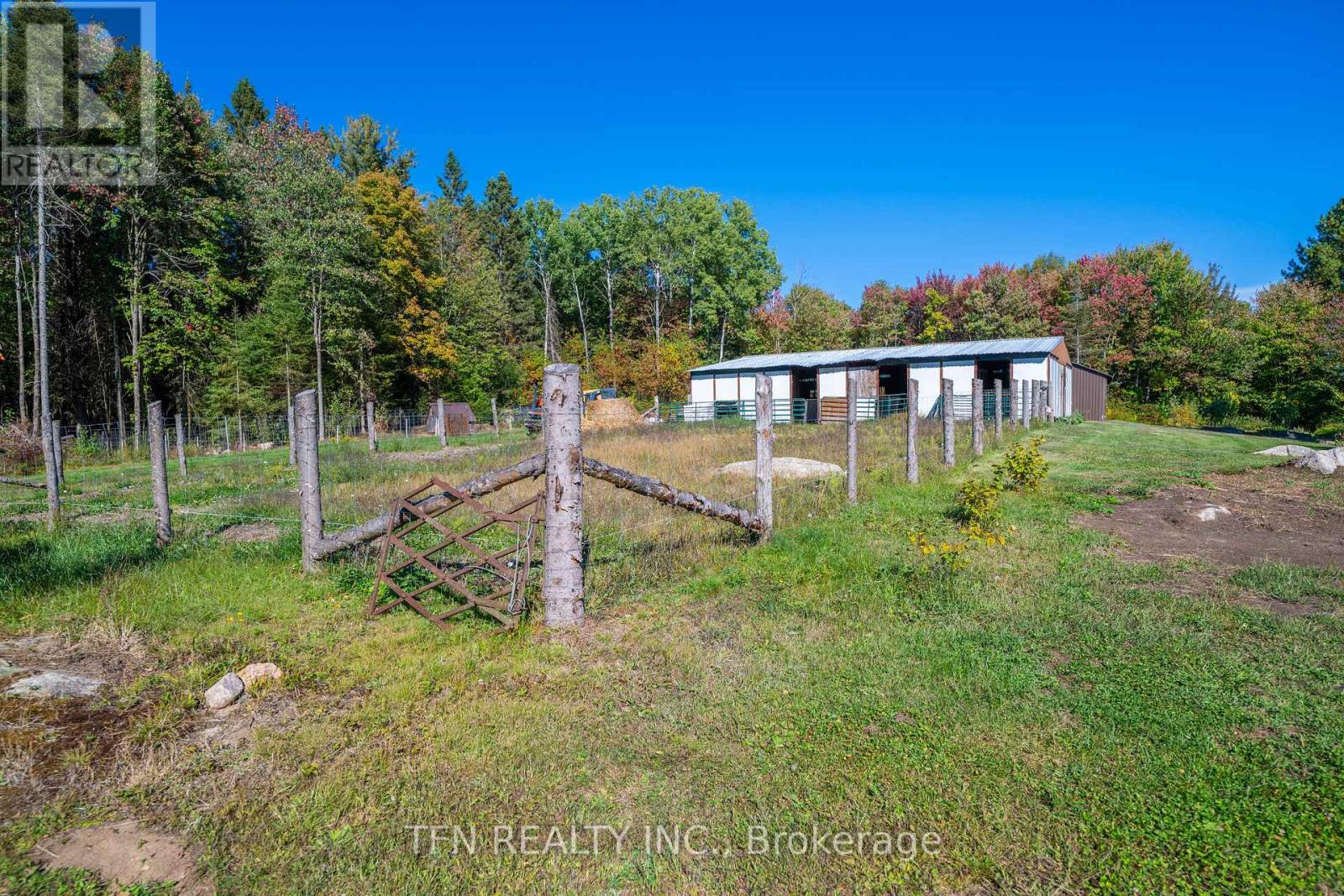 110 Machar Strong Boundary Road W, Machar, Ontario  P0A 1X0 - Photo 39 - X12450903