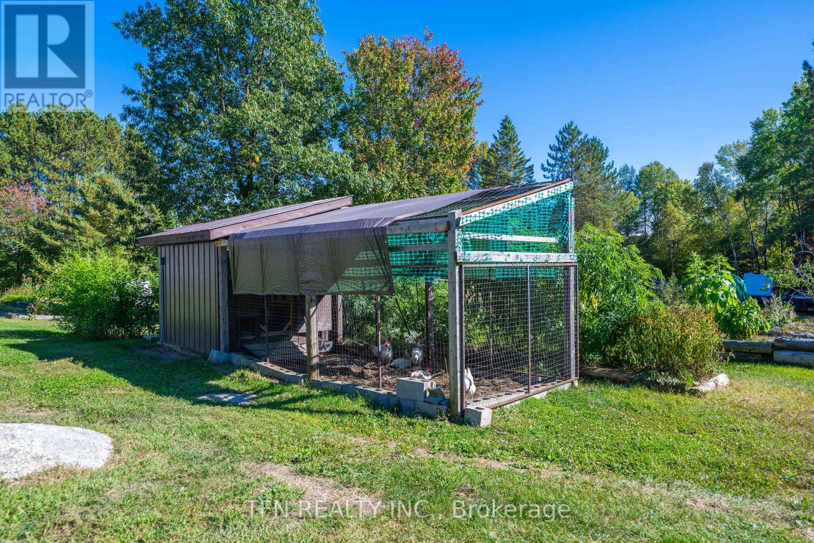110 Machar Strong Boundary Road W, Machar, Ontario  P0A 1X0 - Photo 40 - X12450903