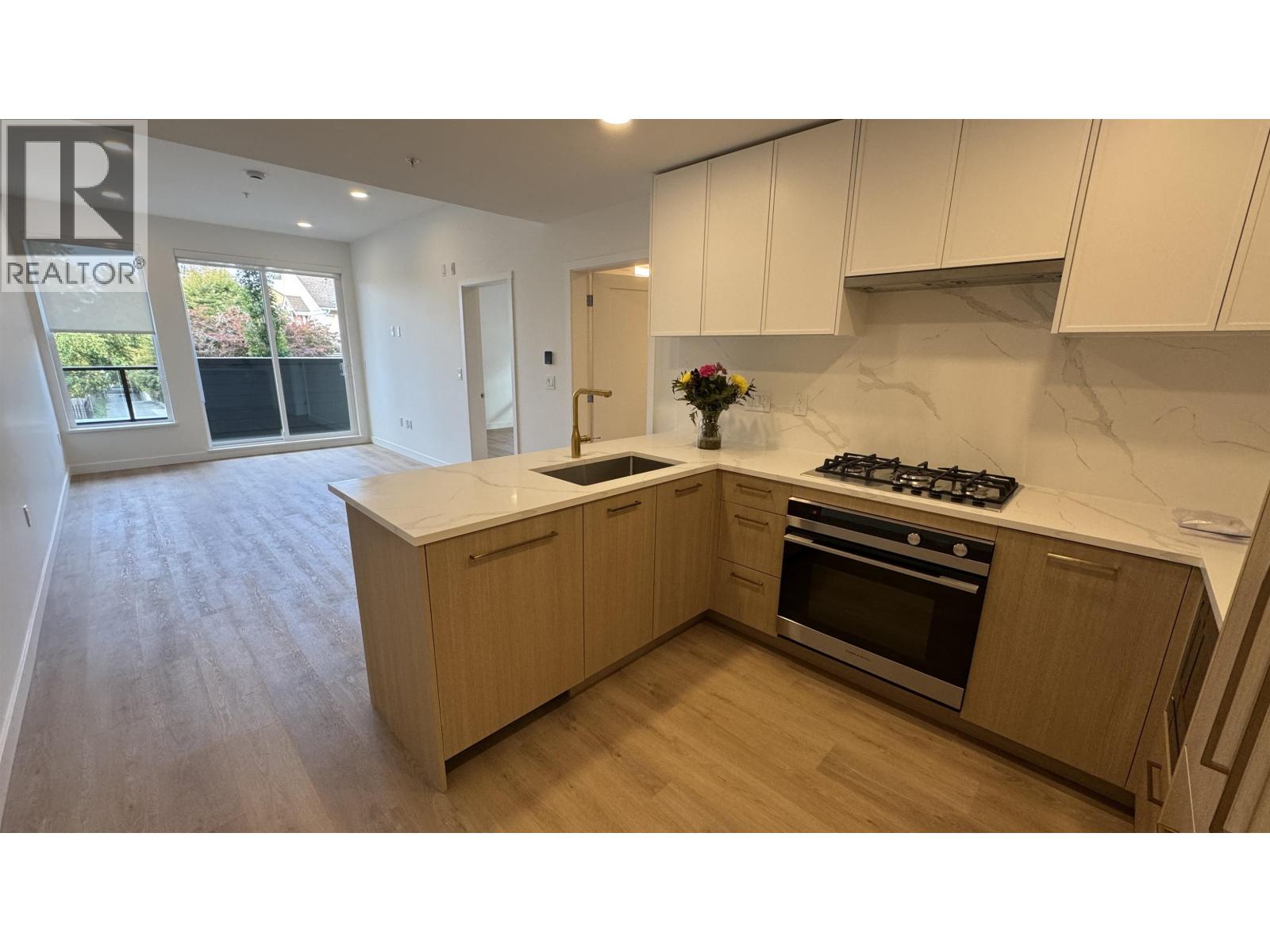 21x 375 Clayton Street, Coquitlam, British Columbia  V3K 3X6 - Photo 4 - R3056548